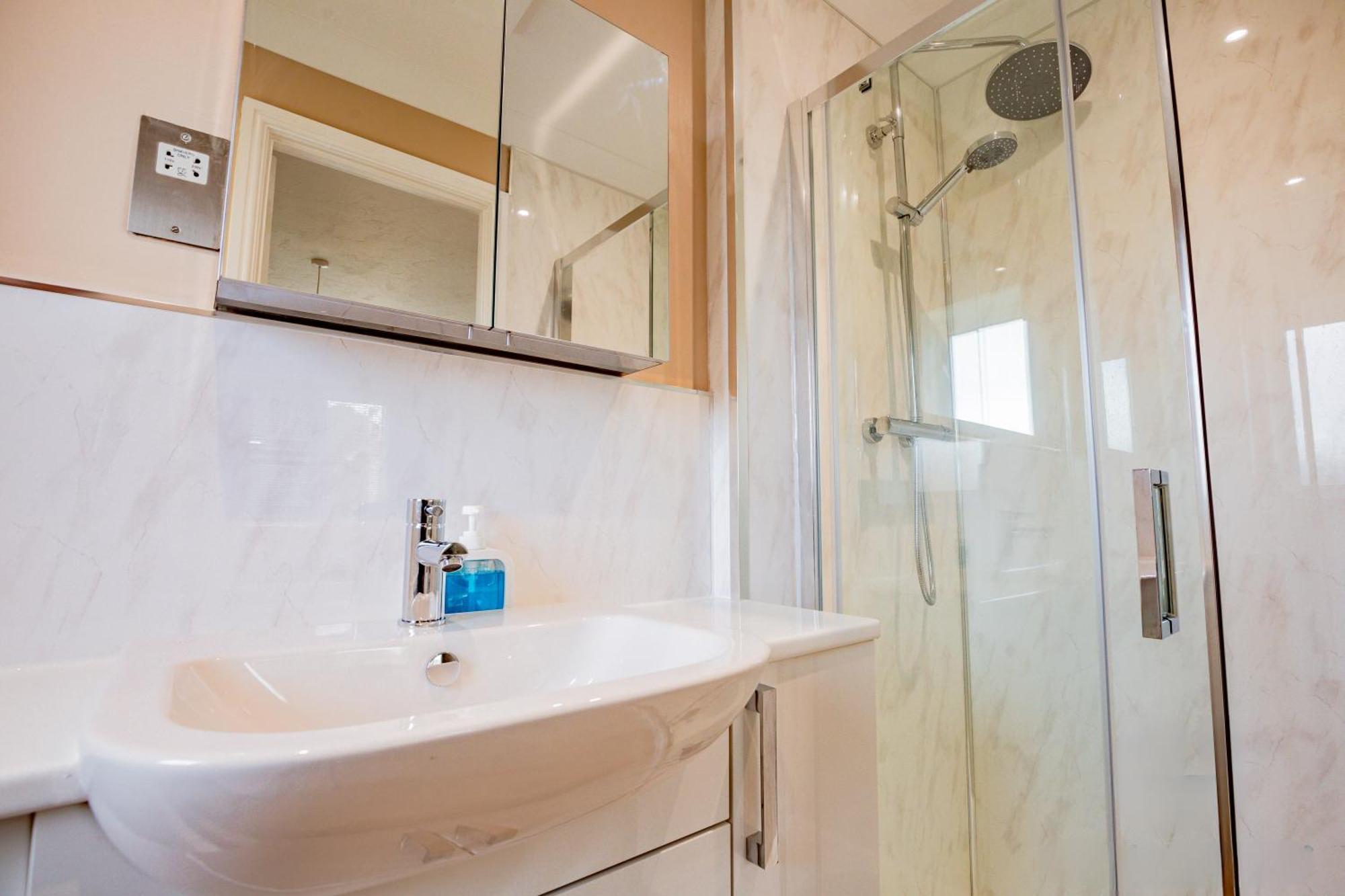 Host & Stay - Pirie Avenue Worcester Bagian luar foto